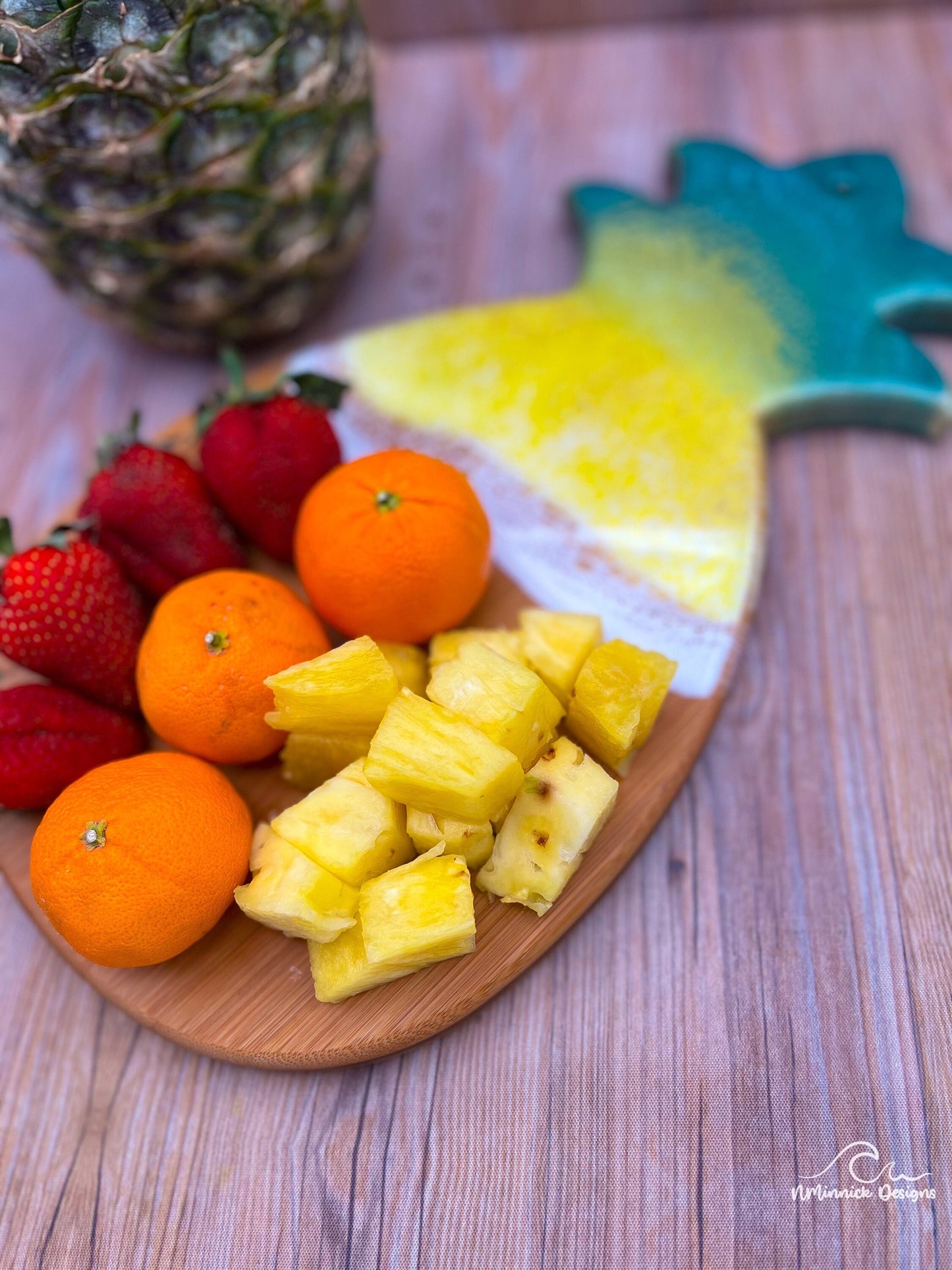 Pineapple Serving Board with Traditional Green and Yellow Pineapple Colors, Pineapple Decor, Pineapple Gifts, Tropical Decor