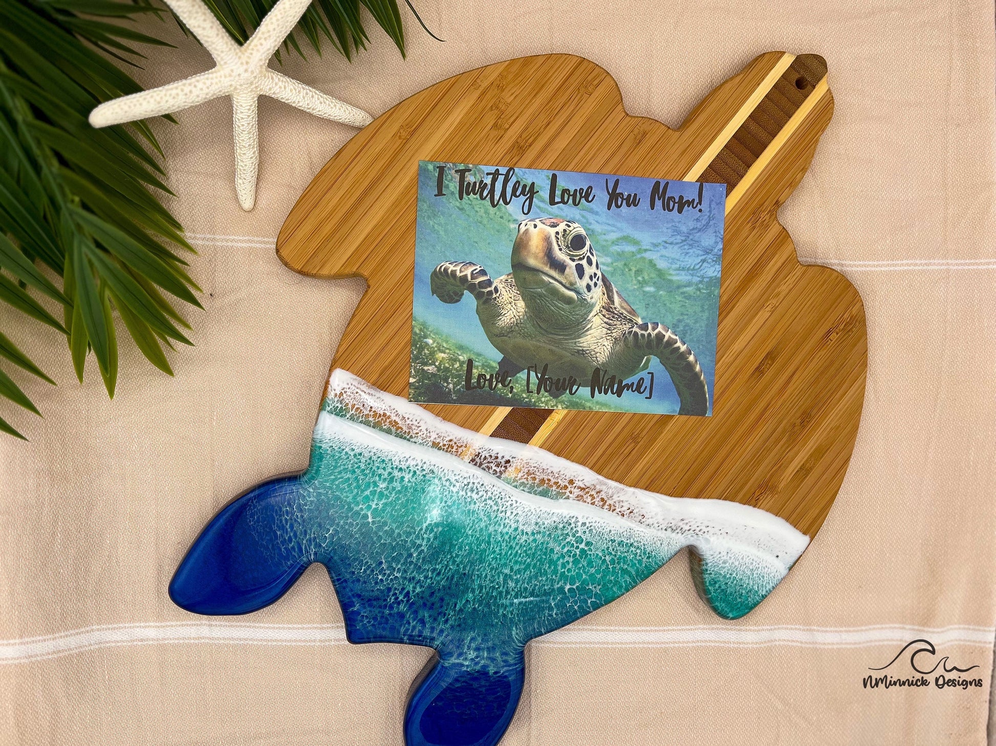 Sea Turtle Serving Board with Personalized Mother's Day Card, Ocean Resin Art, Sea Turtle Decor, Beach Gifts