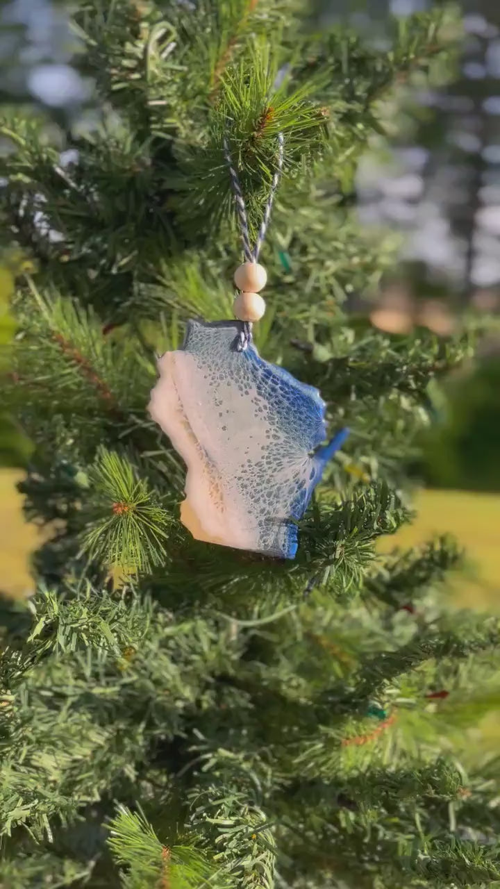 Wisconsin Lake Ornament, Wood and Resin, Handmade Gift, Lake Decor, Housewarming Gift, Christmas Ornament, Resin Art